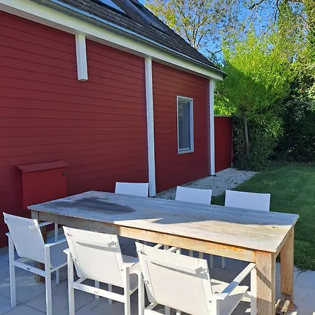 Le Rouge Hébergement de vacances *